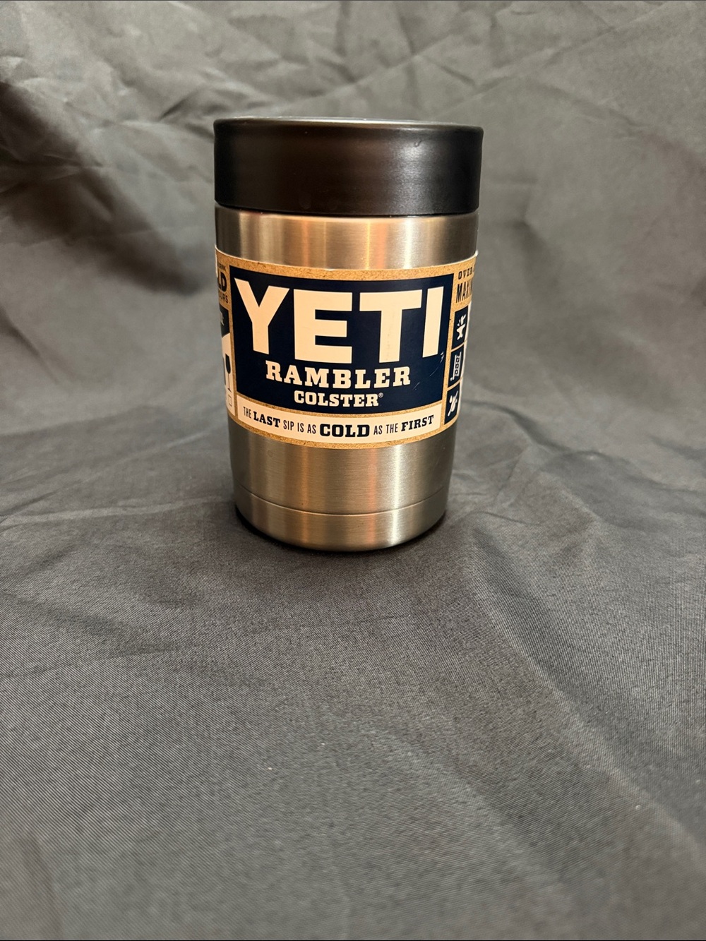 Yeti Rambler Colster NWT